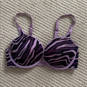 Cacique Smooth Back Convertable Front Closure Bra!